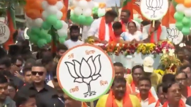 चुनाव प्रचार के आखिरी दिन सभी दल वोट साधने में लगे हैं. (Photo-X/@ANI)