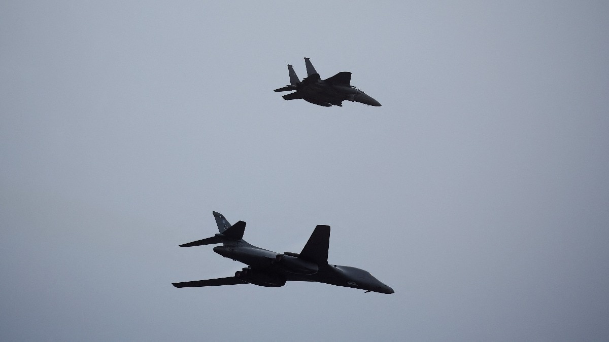 ब्रिटेन के RAF बेस के पास 6 लोग गिरफ्तार किए गए थे. (Photo- REUTERS)