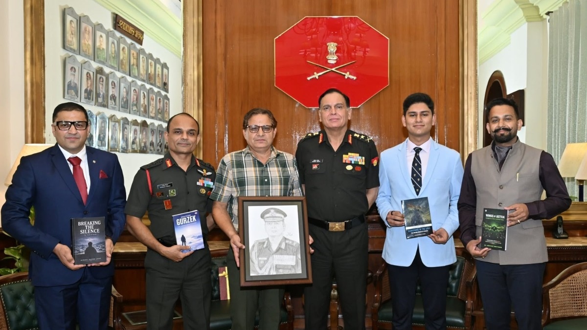 आर्मी चीफ के लाउंज से हटाई गई 'कर्म क्षेत्र' पेंटिंग. (photo: ITG)