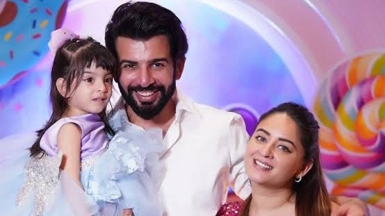 बेटी के साथ खास पल को एंजॉय कर रहे जय भानुशाली (Photo-Instagram)
