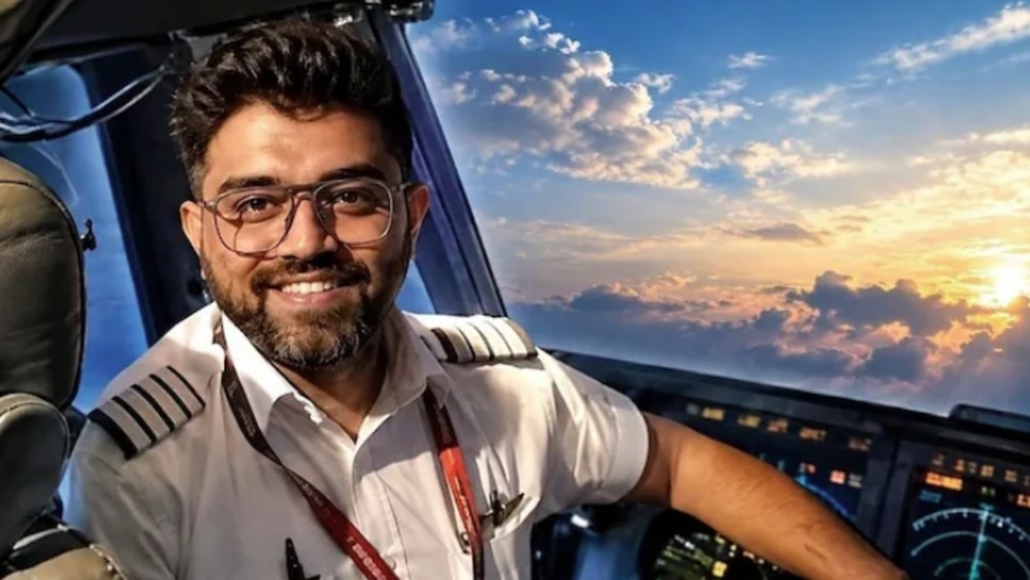 अमेरिकी संसद में गूंजा भारतीय पायलट का नाम, स्मित मछार को मिला खास सम्मान