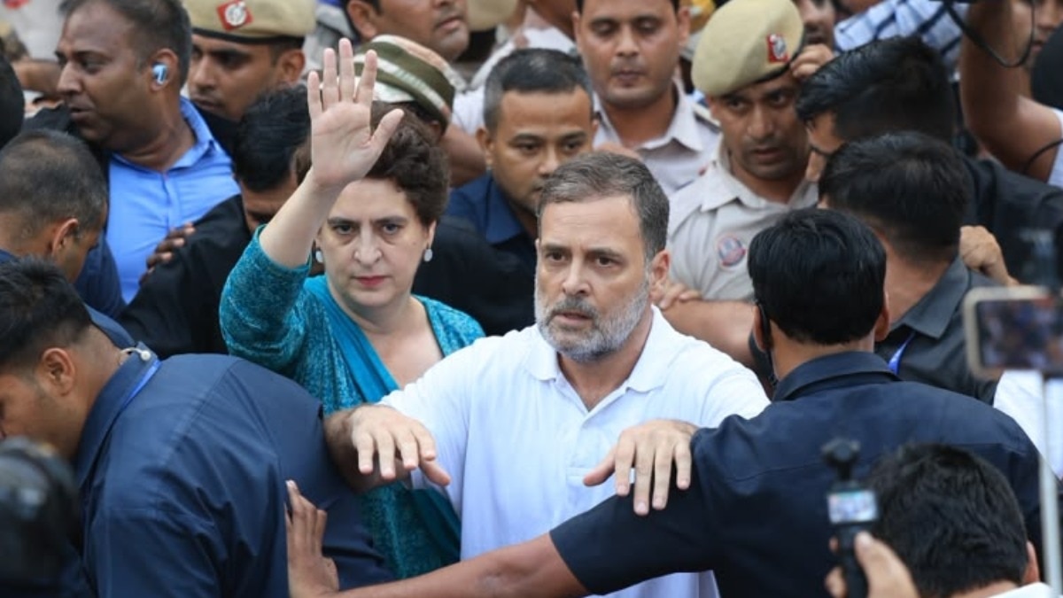 राहुल गांधी लगातार मोदी सरकार को घेरने के लिए ‘गुरिल्ला रणनीति’ का इस्तेमाल करते दिख रहे हैं (Photo: X/@INCIndia)
