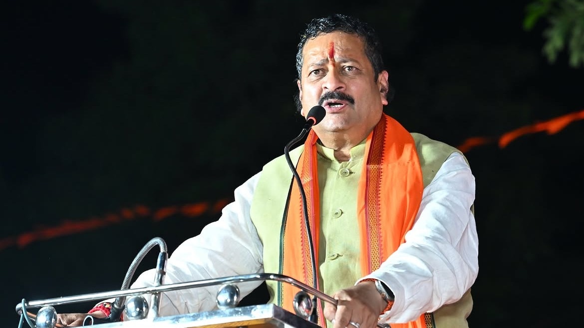 निर्दलीय विधायक बसनगौड़ा पाटिल के खिलाफ BNS की धाराओं के तहत FIR दर्ज हुई. (Photo- Instagram/Basangouda Patil Yatnal)