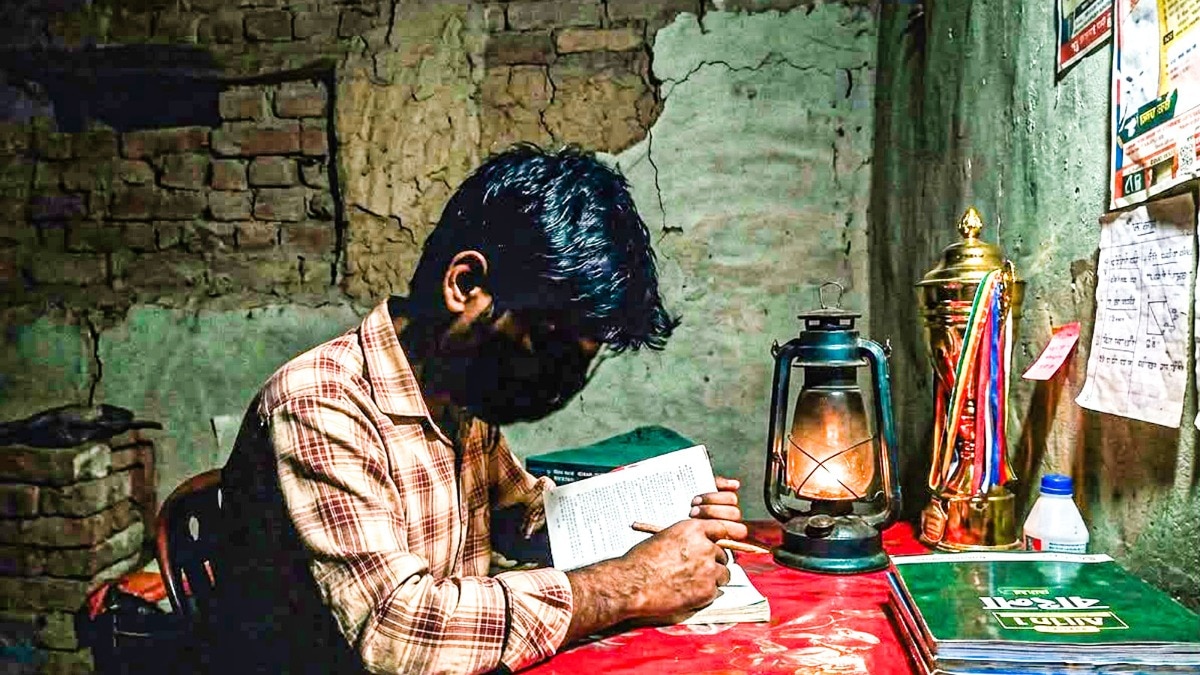 IIT मेरी लाइफ बदल देगी, बस एक अटेंप्ट और दें सरकार! झारखंड के छात्र की कहानी में छुपे 'दर्द' को समझिए