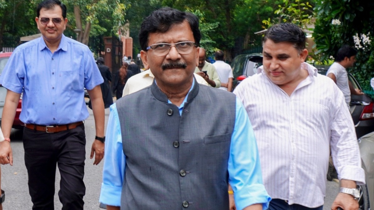 शिवसेना (यूबीटी) नेता इंडिया ब्लॉक की मीटिंग में नहीं होंगे शामिल.