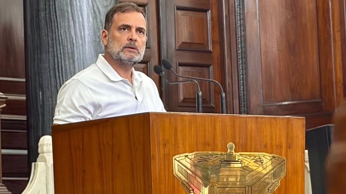 राहुल ने INDIA ब्लॉक के सांसदों को संबोधित किया. (Photo: ITG)