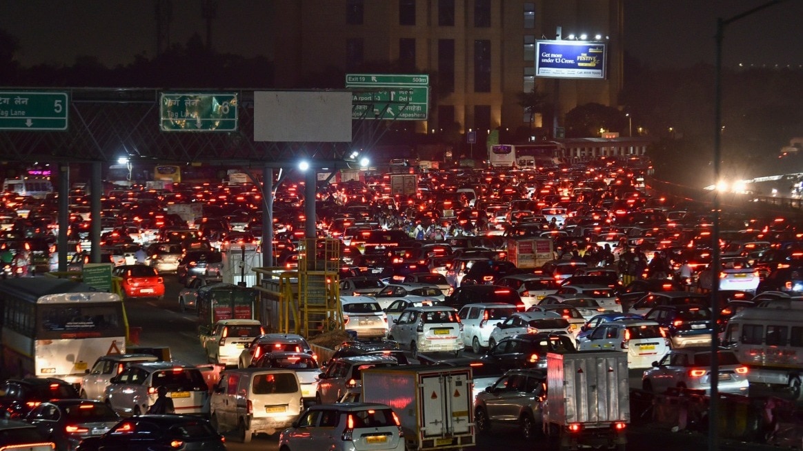 दिल्ली-NCR में ट्रैफिक जाम. (Photo: PTI)