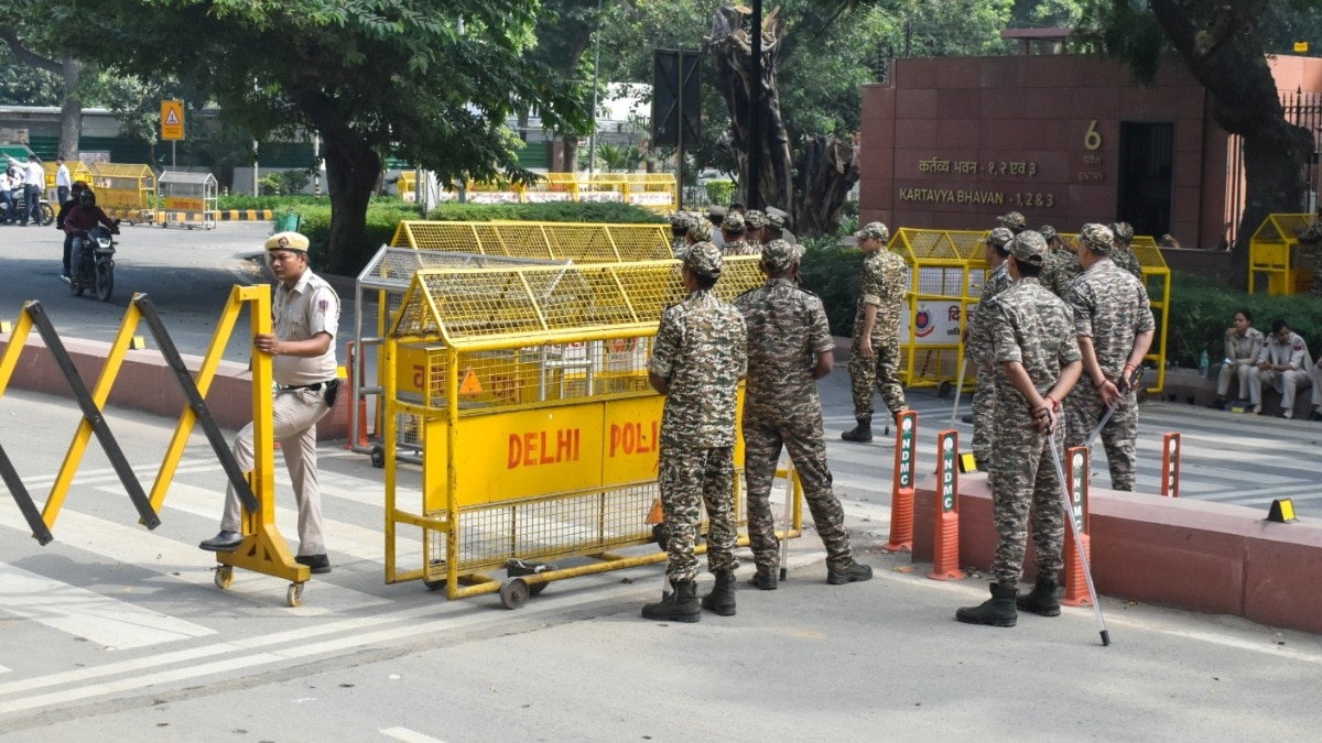 जंतर-मंतर पर प्रदर्शन की जगह सन्नाटा पसरा हुआ है (PHOTO: PTI)