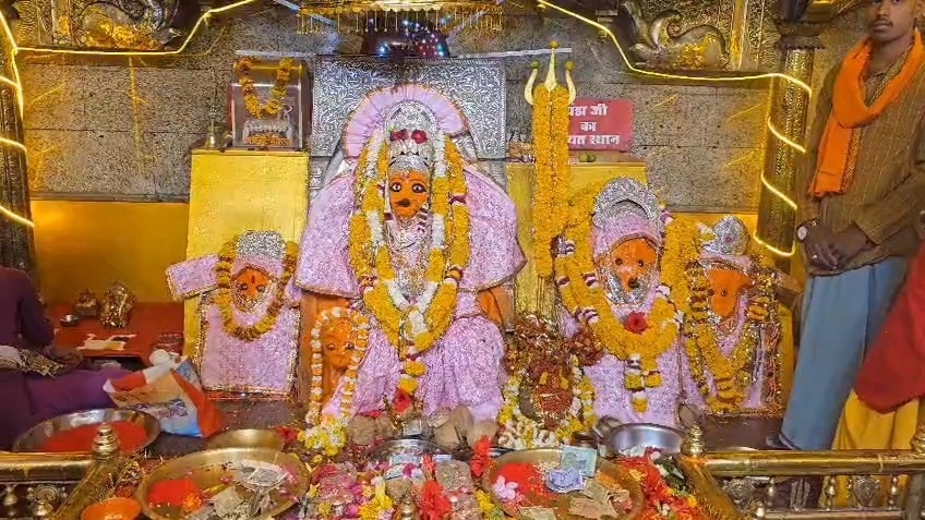 विवाह के लिए निकलती है 'पाती'.(Photo: Pankaj Sharma/ITG)