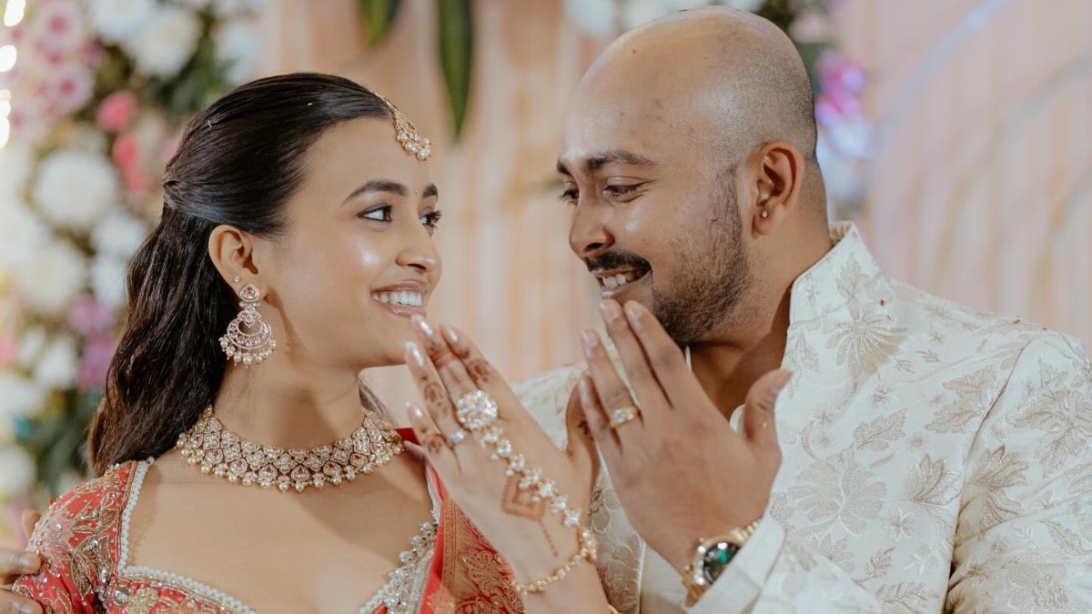 Prithvi Shaw, Akriti Agarwal