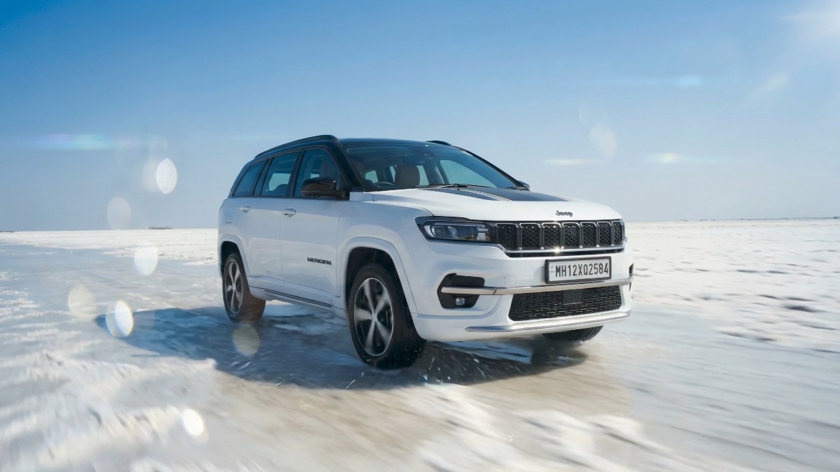 Jeep ब्रांड के तहत हमें टाटा सिएरा पर बेस्ड SUV देखने को मिल सकती है. (Photo: Jeep India) 