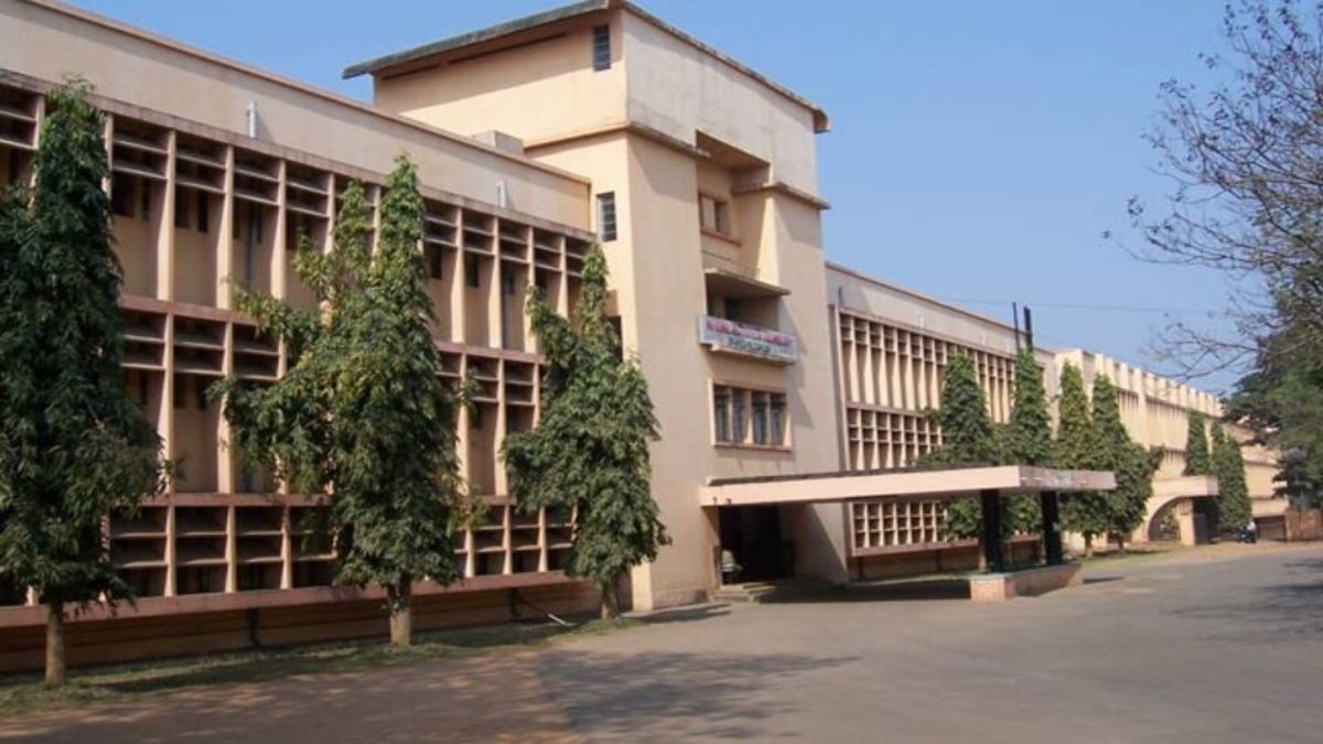 छात्रों को मिला शानदार पैकेज. 