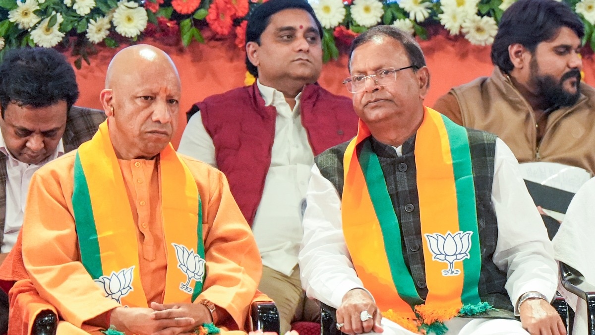 सीएम योगी आदित्यनाथ और बीजेपी प्रदेश अध्यक्ष पंकज चौधरी (File Photo-PTI)