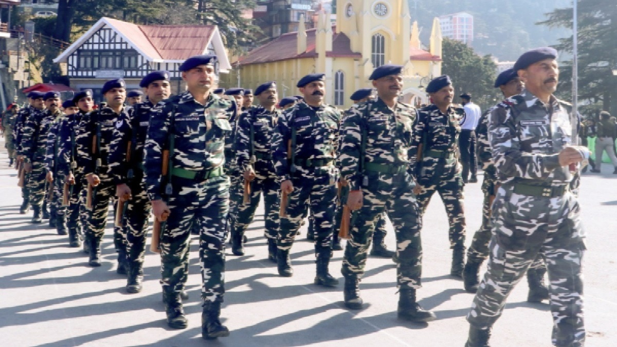 SSB ने सभी सरह के साइबर क्राइम से बचने की सलाह दी है (फाइल फोटो-ANI)