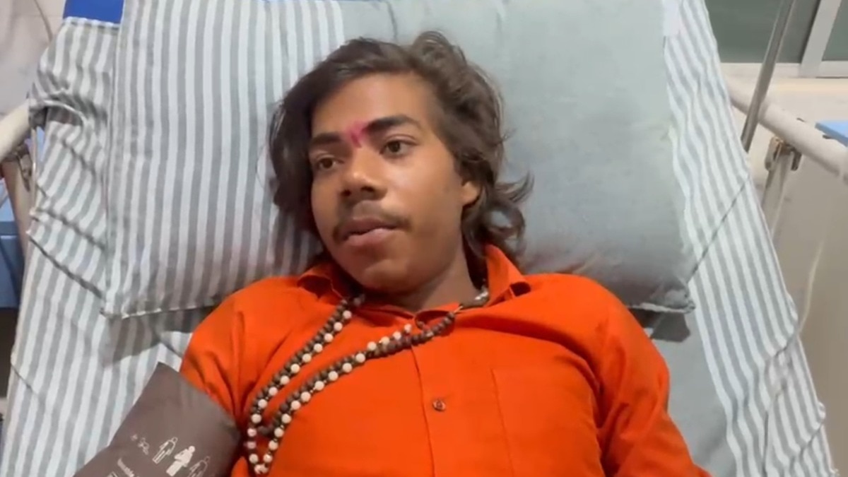 अजयपार धाम के बाबा करण कुशवाहा को अब अस्पताल से छुट्टी दे दी गई (Photo ITG)