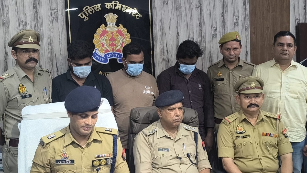 पुलिस ने 3 करोड़ की चोरी को अंजाम देने वाले 4 आरोपियों को गिरफ्तार कर लिया है. (Photo-ITG)