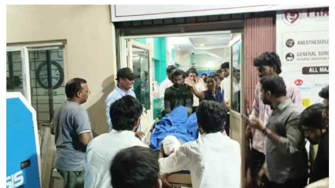 हैदराबाद: कॉलेज में डांडिया कार्यक्रम में हादसा, इंजीनियरिंग छात्रा की मौत, बहन की हालत गंभीर