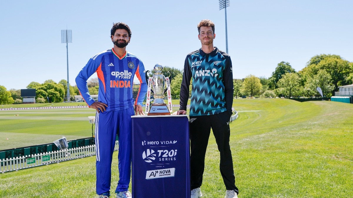  Shreyas Iyer, Mitchell Santner