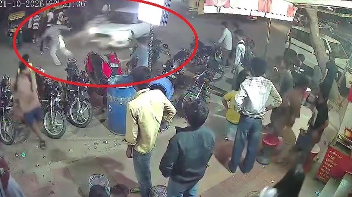 चालक फरार.(Photo: Screengrab)