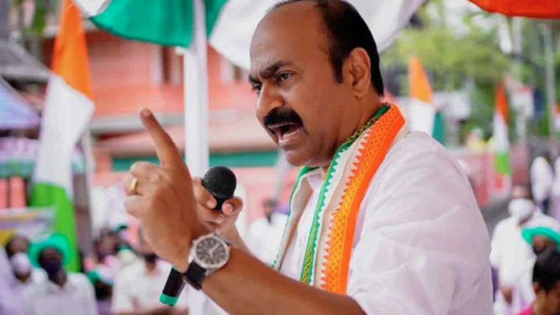 मुख्यमंत्री ने रेहान वाड्रा को प्रदर्शनी लगाने का प्रस्ताव दिया है (Photo-PTI)
