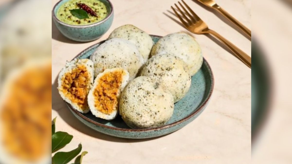 Butter Chicken Stuffed Idli