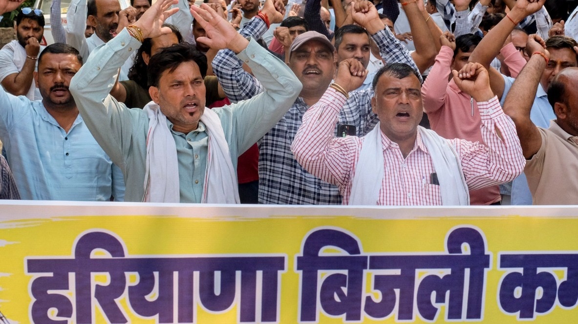 CM सैनी ने बिजली विभाग को निजिकरण न होने का भरोसा दिया. (File Photo- PTI)