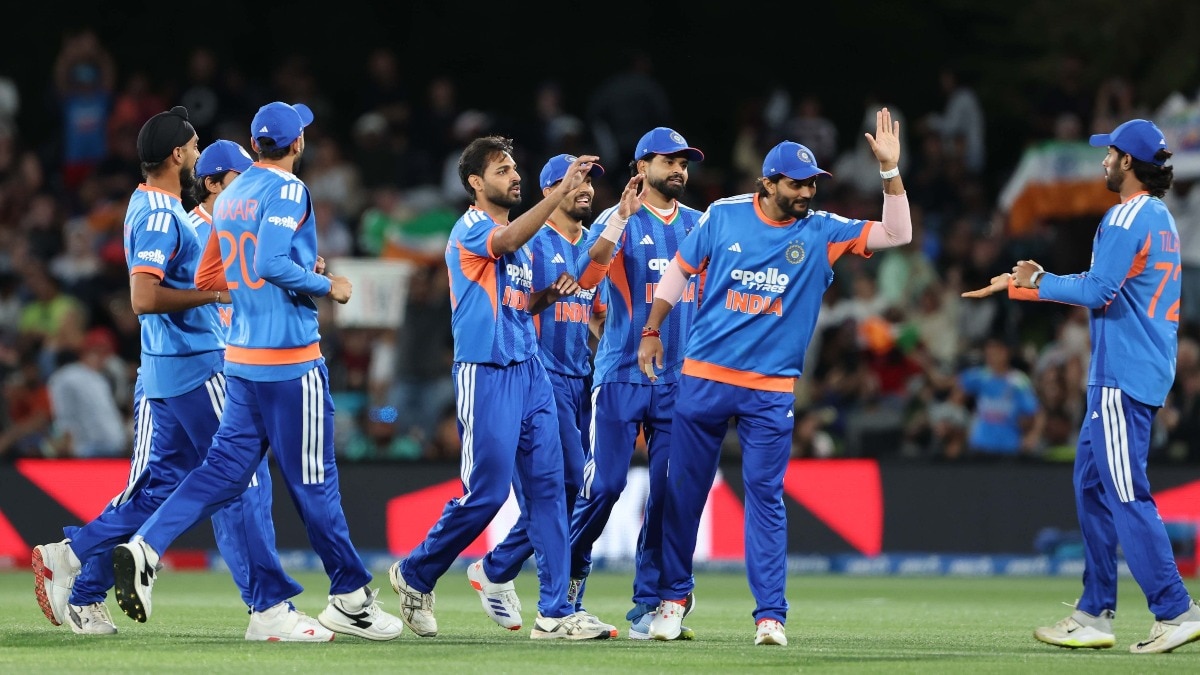 भुवी ने 4 ओवर में दिए 50 रन. (PHOTO: X@BCCI)