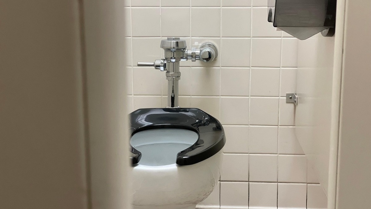 Hidden Phone Found in Women’s Washroom