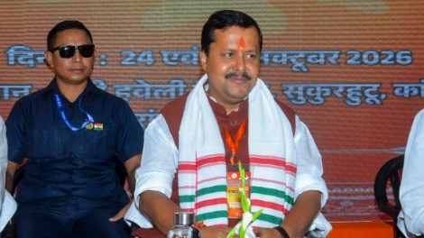 नितिन नबीन शनिवार को रांची में जिला अध्यक्षों और जिला प्रभारियों के कमेटी की बैठक में शामिल हुए. (Photo: PTI)