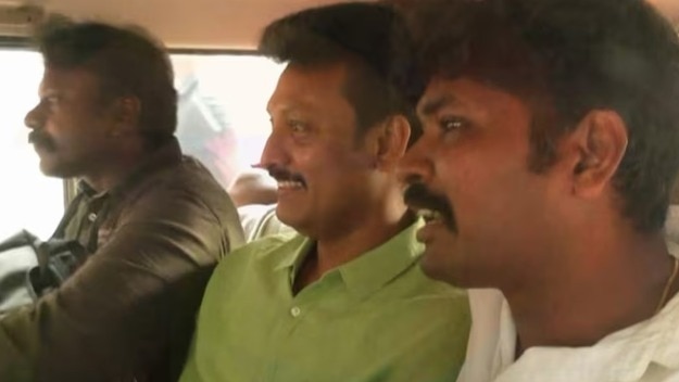  100 करोड़ के रिश्वत मामले में तमिलनाडु के पूर्व मंत्री अनबिल महेश गिरफ्तार (Photo: ITG)
