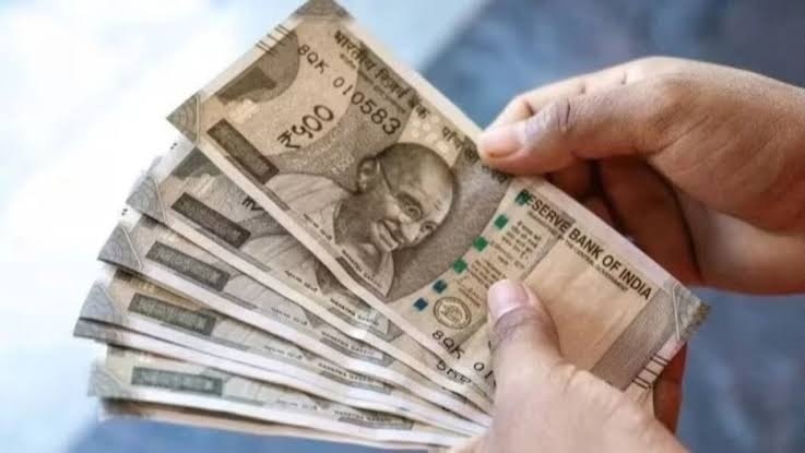  ईपीएफओ ​​की बैठक में न्यूनतम मासिक पेंशन में बढ़ोतरी का प्रस्ताव आ सकता है. (File Photo)