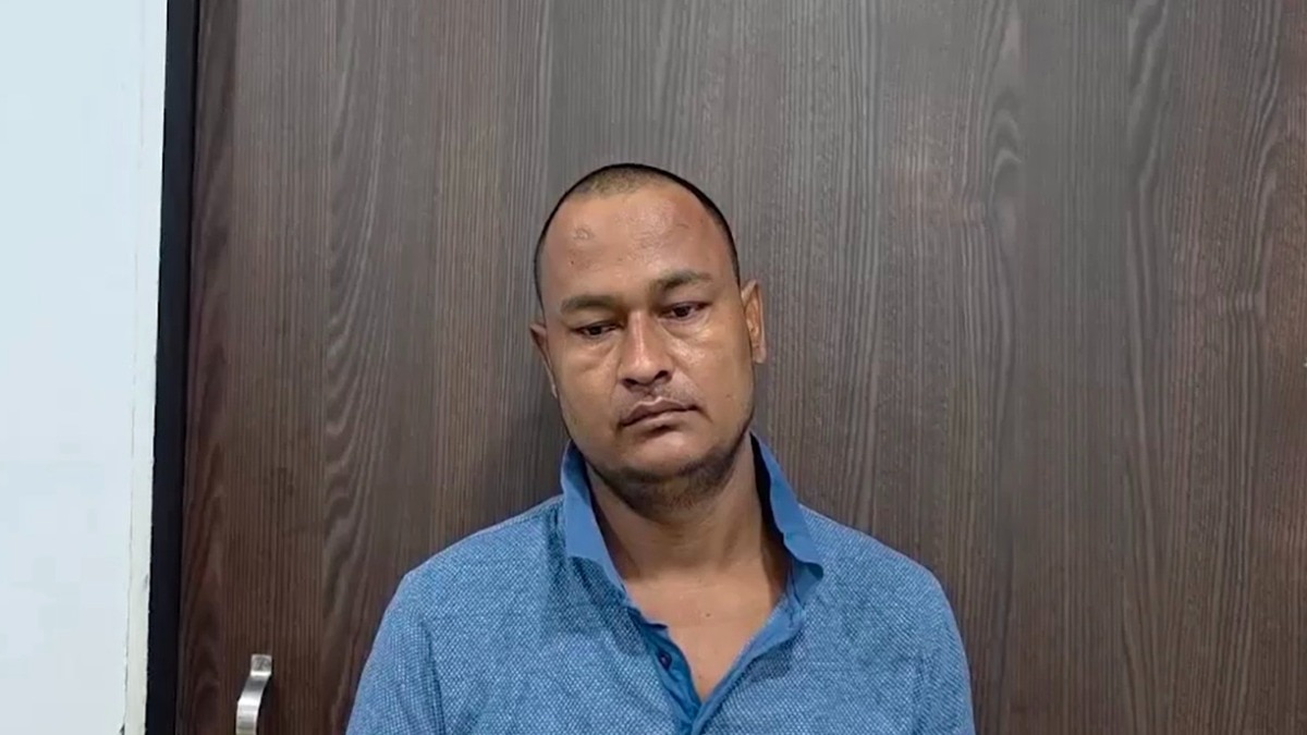 आरोपी पति, जिसने अपनी ही पत्नी की कर दी हत्या. (Photo: Screengrabs)