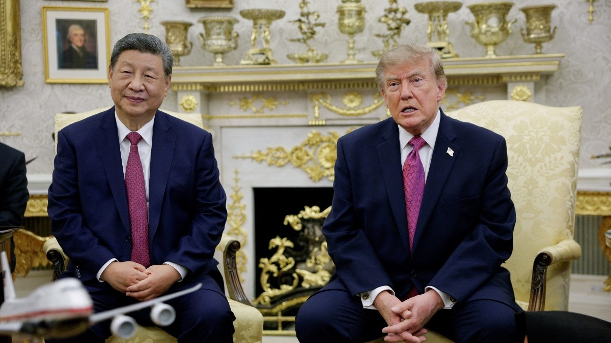 US President Donald Trump and Chinese President Xi Jinping in the Oval Office at the White House. (Photo: Reuters)
