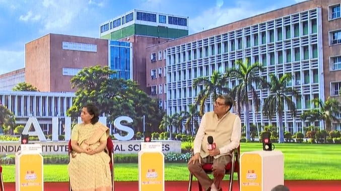 'एम्स सिर्फ एक नाम या इमारत नहीं, ये एक संस्कृति है!': HealthWealth Summit में बोले डॉ. राकेश यादव