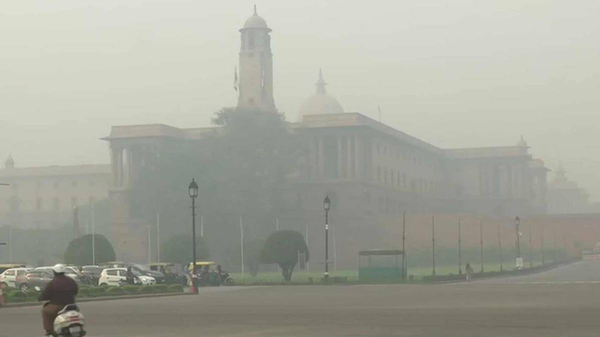 दिल्ली में प्रदूषण का कहर (IMAGE ANI)