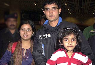 परिवार समेत सौरव गांगुली