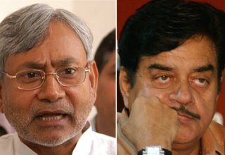 नीतीश कुमार और शत्रुघ्‍न सिन्‍हा