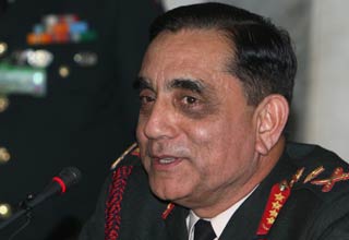 जनरल दीपक कपूर