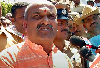 प्रमोद मुतालिक