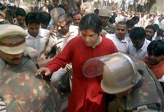 वरुण गांधी