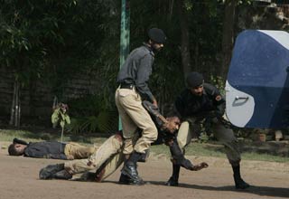 लाहौर पर हमला