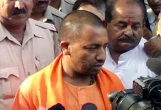 योगी आदित्‍यनाथ