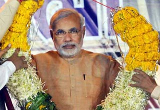 नरेंद्र मोदी