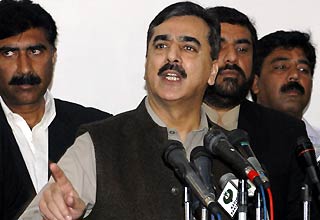 पाकिस्तानी प्रधानमंत्री यूसुफ रजा गिलानी