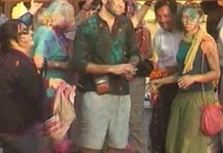 होली पर हुड़दंग