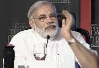 नरेंद्र मोदी