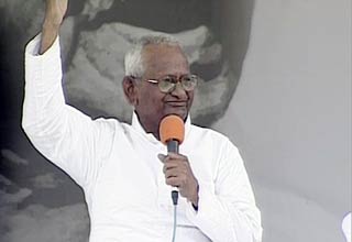 अन्ना हजारे