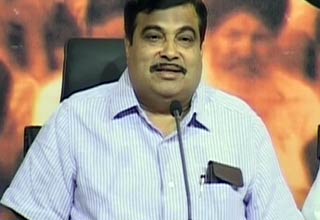 नितिन गडकरी