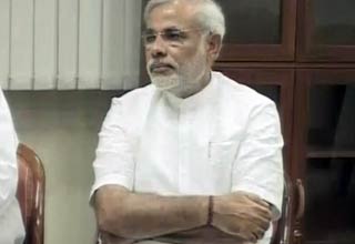 नरेंद्र मोदी