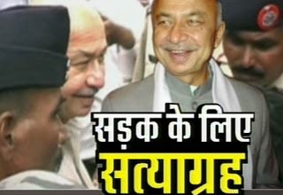 केन्द्रीय मंत्री सुशील कुमार शिंदे